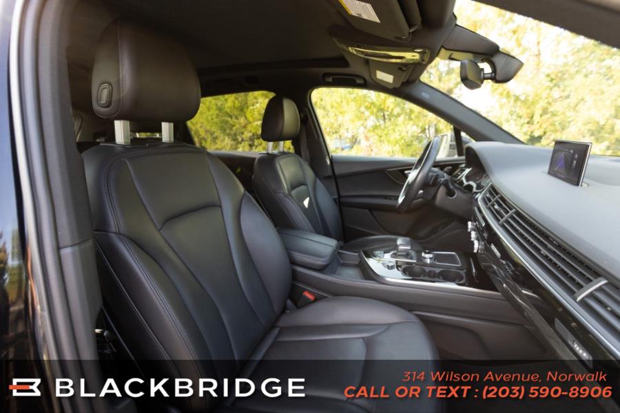 2019 Audi Q7 SE Premium 55 TFSI quattro, available for sale in Norwalk, Connecticut | Black Bridge Motors, LLC. Norwalk, Connecticut 2019 Audi Q7 SE Premium 55 TFSI quattro, available for sale in Norwalk, Connecticut | Black Bridge Motors, LLC. Norwalk, Connecticut