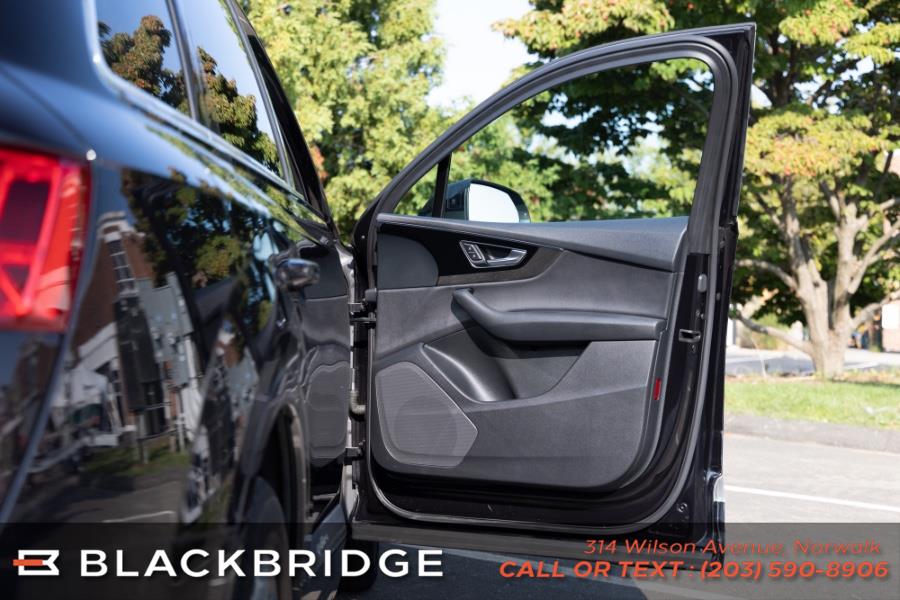 2019 Audi Q7 SE Premium 55 TFSI quattro, available for sale in Norwalk, Connecticut | Black Bridge Motors, LLC. Norwalk, Connecticut 2019 Audi Q7 SE Premium 55 TFSI quattro, available for sale in Norwalk, Connecticut | Black Bridge Motors, LLC. Norwalk, Connecticut