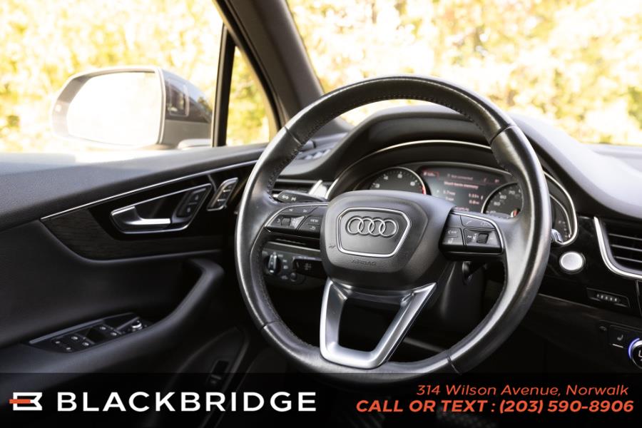 2019 Audi Q7 SE Premium 55 TFSI quattro, available for sale in Norwalk, Connecticut | Black Bridge Motors, LLC. Norwalk, Connecticut 2019 Audi Q7 SE Premium 55 TFSI quattro, available for sale in Norwalk, Connecticut | Black Bridge Motors, LLC. Norwalk, Connecticut