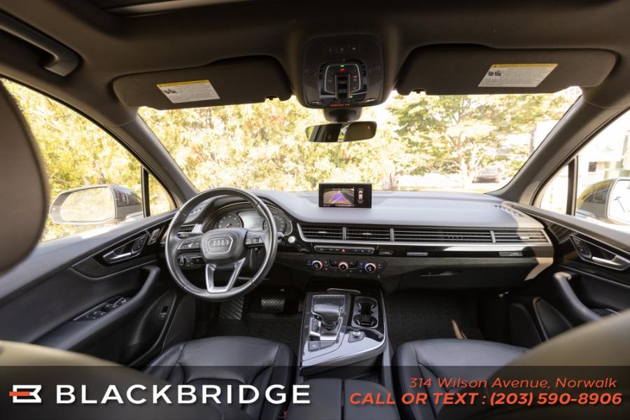 2019 Audi Q7 SE Premium 55 TFSI quattro, available for sale in Norwalk, Connecticut | Black Bridge Motors, LLC. Norwalk, Connecticut 2019 Audi Q7 SE Premium 55 TFSI quattro, available for sale in Norwalk, Connecticut | Black Bridge Motors, LLC. Norwalk, Connecticut