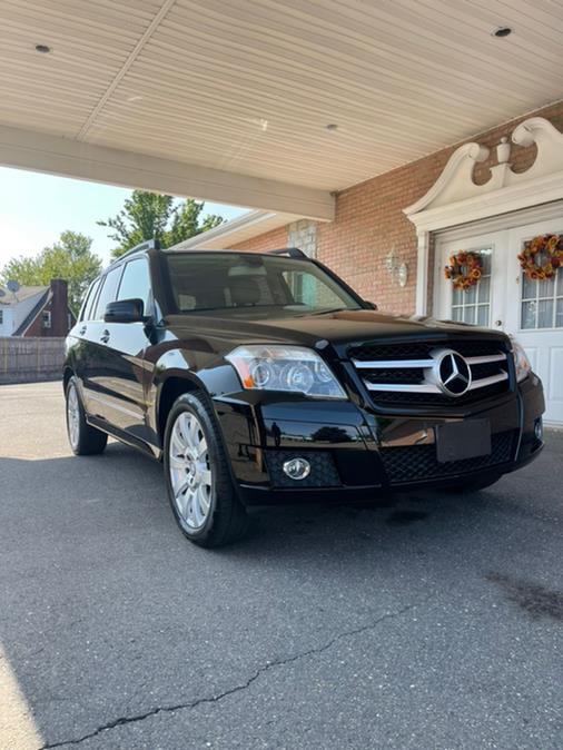 2012 Mercedes-Benz GLK-Class 4MATIC 4dr GLK350, available for sale in New Britain, Connecticut | Supreme Automotive. New Britain, Connecticut