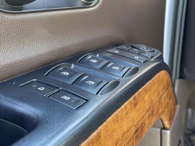 2017 Chevrolet Silverado 1500 High Country, available for sale in Brookfield, Connecticut | Blasius Federal Road. Brookfield, Connecticut 2017 Chevrolet Silverado 1500 High Country, available for sale in Brookfield, Connecticut | Blasius Federal Road. Brookfield, Connecticut