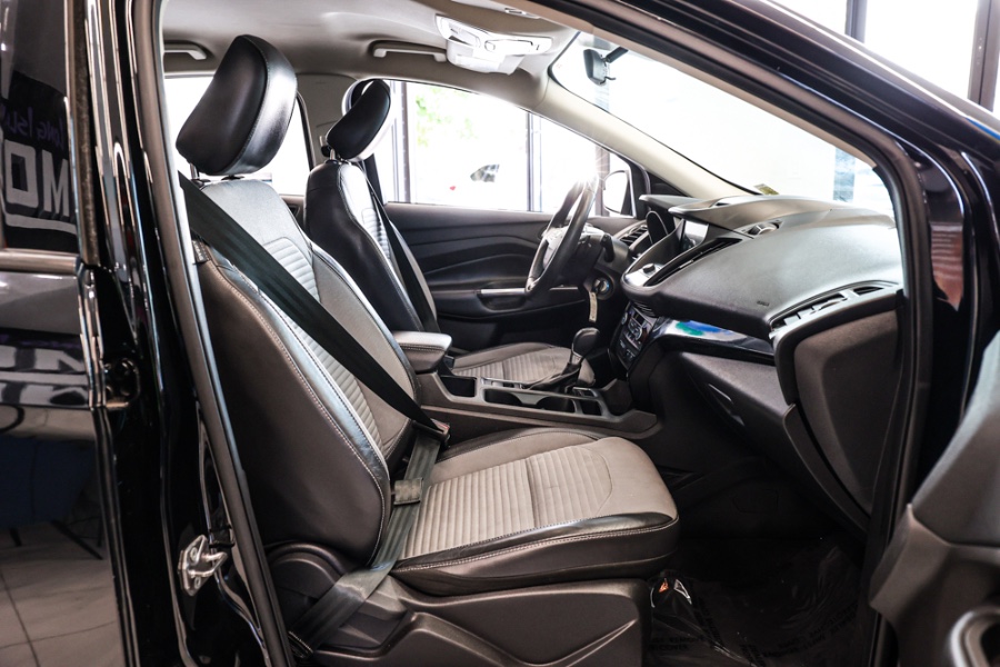 Used Ford Escape SE 4WD 2018 | 26 Motors Long Island. ELMONT, New York Used Ford Escape SE 4WD 2018 | 26 Motors Long Island. ELMONT, New York