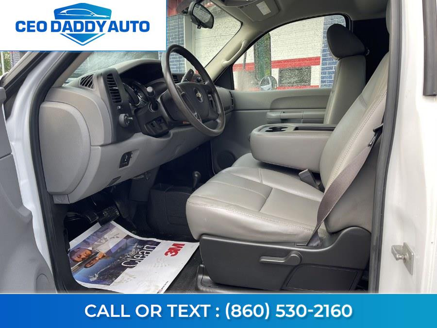 Used Chevrolet Silverado 3500HD 4WD Reg Cab 137.0" WB, 59.9" CA WT 2009 | CEO DADDY AUTO. Online only, Connecticut Used Chevrolet Silverado 3500HD 4WD Reg Cab 137.0" WB, 59.9" CA WT 2009 | CEO DADDY AUTO. Online only, Connecticut