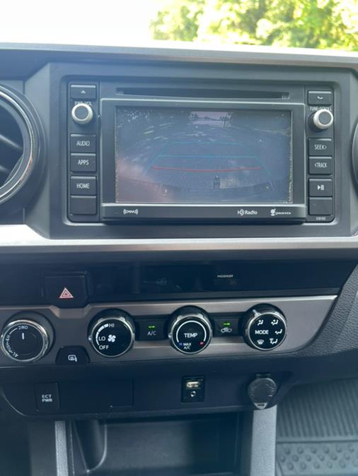 Used Toyota Tacoma 4WD Double Cab LB V6 AT SR5 (Natl) 2016 | Mikes Auto Sales LLC. Garfield, New Jersey Used Toyota Tacoma 4WD Double Cab LB V6 AT SR5 (Natl) 2016 | Mikes Auto Sales LLC. Garfield, New Jersey
