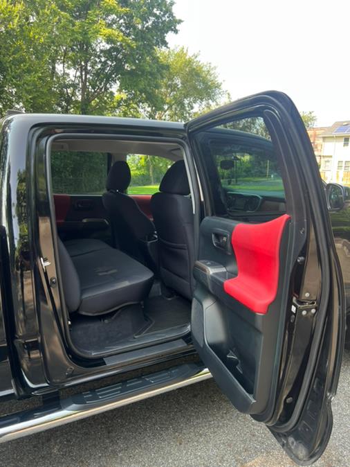Used Toyota Tacoma 4WD Double Cab LB V6 AT SR5 (Natl) 2016 | Mikes Auto Sales LLC. Garfield, New Jersey Used Toyota Tacoma 4WD Double Cab LB V6 AT SR5 (Natl) 2016 | Mikes Auto Sales LLC. Garfield, New Jersey