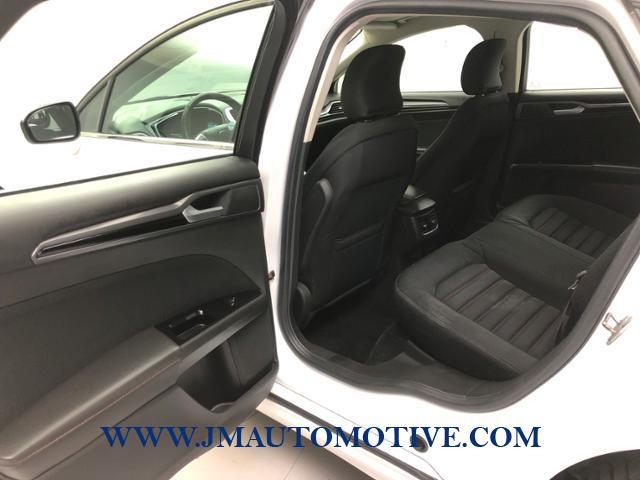 2016 Ford Fusion 4dr Sdn SE FWD, available for sale in Naugatuck, Connecticut | J&M Automotive Sls&Svc LLC. Naugatuck, Connecticut 2016 Ford Fusion 4dr Sdn SE FWD, available for sale in Naugatuck, Connecticut | J&M Automotive Sls&Svc LLC. Naugatuck, Connecticut