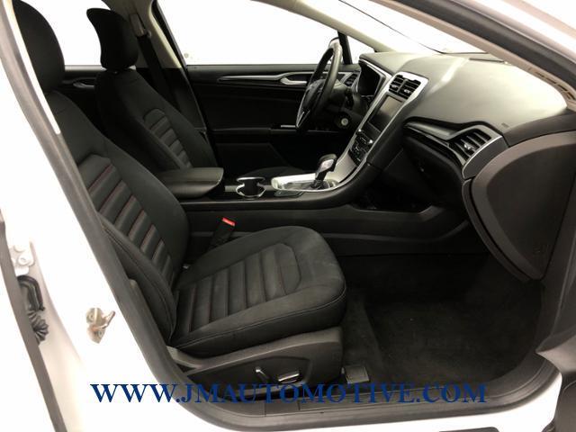 2016 Ford Fusion 4dr Sdn SE FWD, available for sale in Naugatuck, Connecticut | J&M Automotive Sls&Svc LLC. Naugatuck, Connecticut 2016 Ford Fusion 4dr Sdn SE FWD, available for sale in Naugatuck, Connecticut | J&M Automotive Sls&Svc LLC. Naugatuck, Connecticut