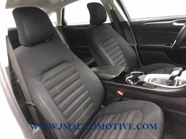 2016 Ford Fusion 4dr Sdn SE FWD, available for sale in Naugatuck, Connecticut | J&M Automotive Sls&Svc LLC. Naugatuck, Connecticut 2016 Ford Fusion 4dr Sdn SE FWD, available for sale in Naugatuck, Connecticut | J&M Automotive Sls&Svc LLC. Naugatuck, Connecticut