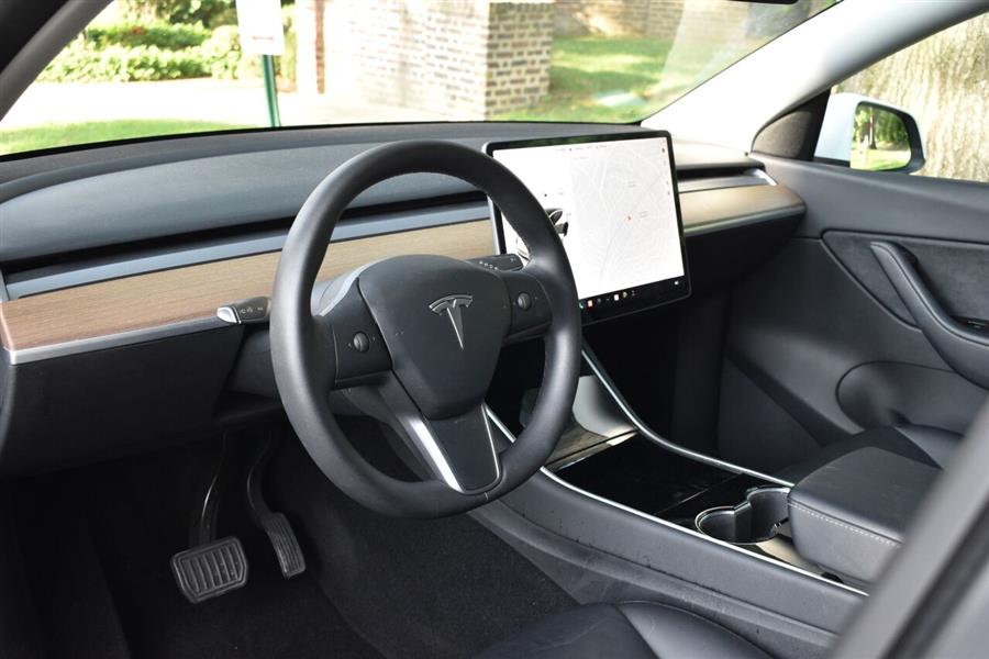 Used Tesla Model y Long Range AWD 4dr Crossover 2020 | Camy Cars. Great Neck, New York Used Tesla Model y Long Range AWD 4dr Crossover 2020 | Camy Cars. Great Neck, New York