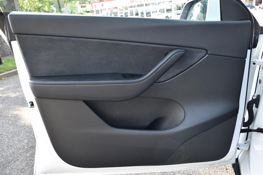 Used Tesla Model y Long Range AWD 4dr Crossover 2020 | Camy Cars. Great Neck, New York Used Tesla Model y Long Range AWD 4dr Crossover 2020 | Camy Cars. Great Neck, New York