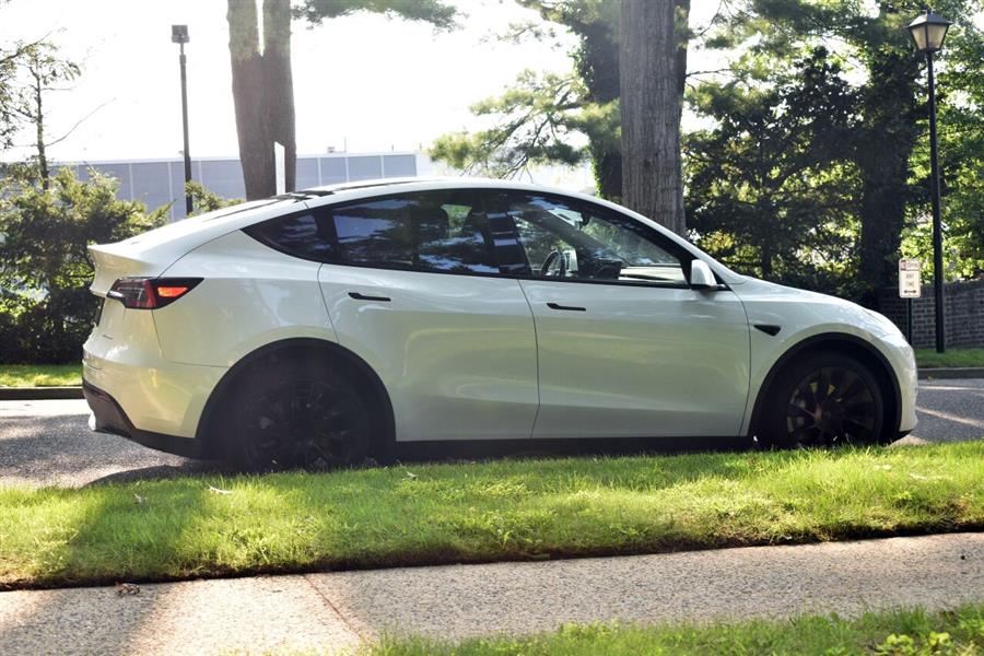 Used Tesla Model y Long Range AWD 4dr Crossover 2020 | Camy Cars. Great Neck, New York Used Tesla Model y Long Range AWD 4dr Crossover 2020 | Camy Cars. Great Neck, New York