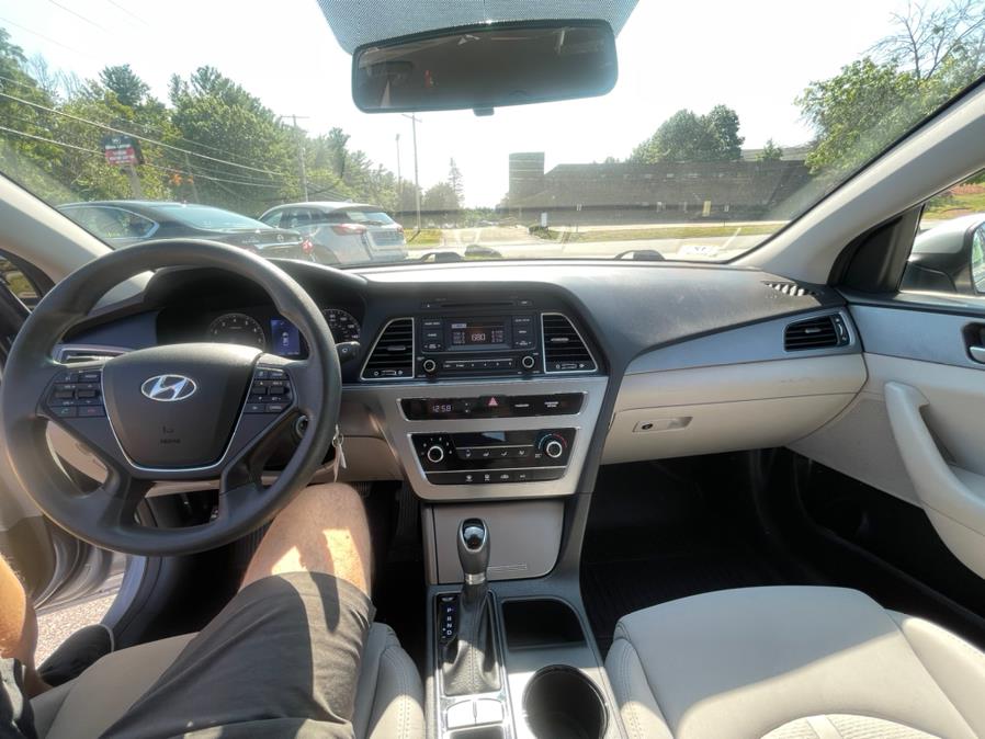 Used Hyundai Sonata SE 2.4L 2017 | Merrimack Autosport. Merrimack, New Hampshire Used Hyundai Sonata SE 2.4L 2017 | Merrimack Autosport. Merrimack, New Hampshire