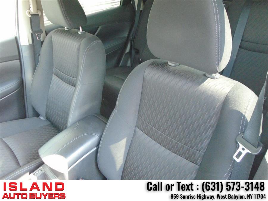 Used Nissan Rogue SV AWD 4dr Crossover 2019 | Island Auto Buyers. West Babylon, New York Used Nissan Rogue SV AWD 4dr Crossover 2019 | Island Auto Buyers. West Babylon, New York