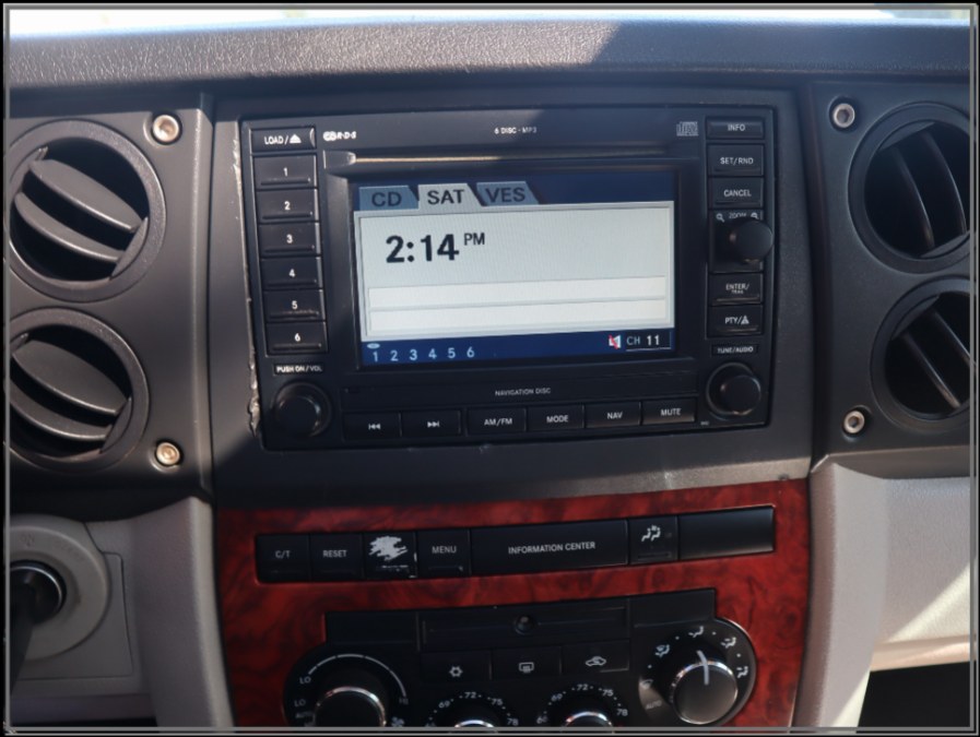 2006 Jeep Commander 4dr Limited 4WD, available for sale in Huntington Station, New York | My Auto Inc.. Huntington Station, New York 2006 Jeep Commander 4dr Limited 4WD, available for sale in Huntington Station, New York | My Auto Inc.. Huntington Station, New York