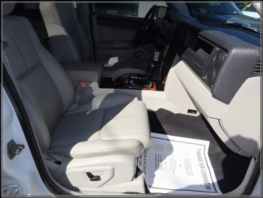 2006 Jeep Commander 4dr Limited 4WD, available for sale in Huntington Station, New York | My Auto Inc.. Huntington Station, New York 2006 Jeep Commander 4dr Limited 4WD, available for sale in Huntington Station, New York | My Auto Inc.. Huntington Station, New York