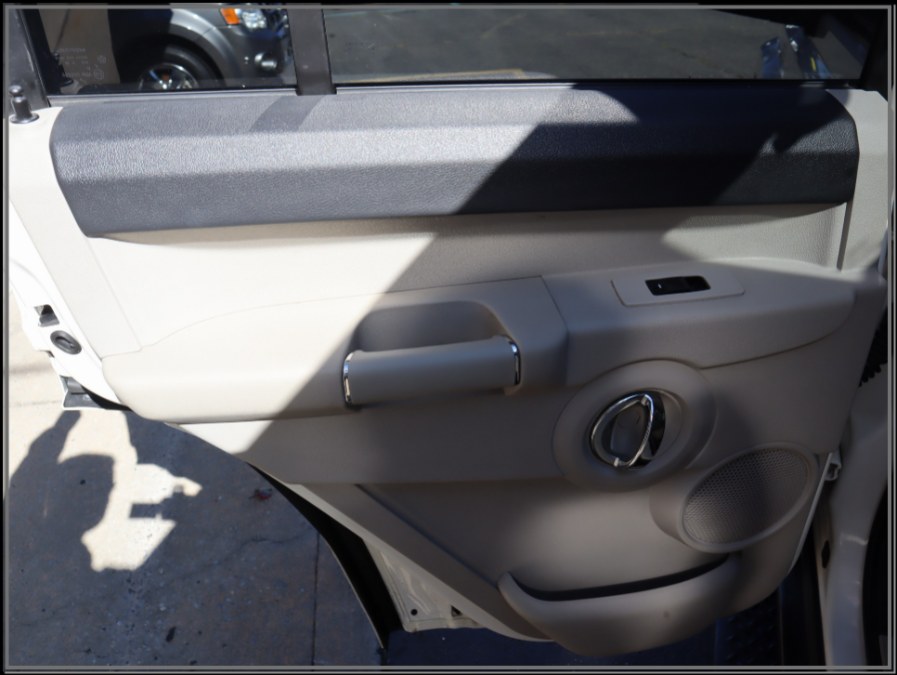 2006 Jeep Commander 4dr Limited 4WD, available for sale in Huntington Station, New York | My Auto Inc.. Huntington Station, New York 2006 Jeep Commander 4dr Limited 4WD, available for sale in Huntington Station, New York | My Auto Inc.. Huntington Station, New York