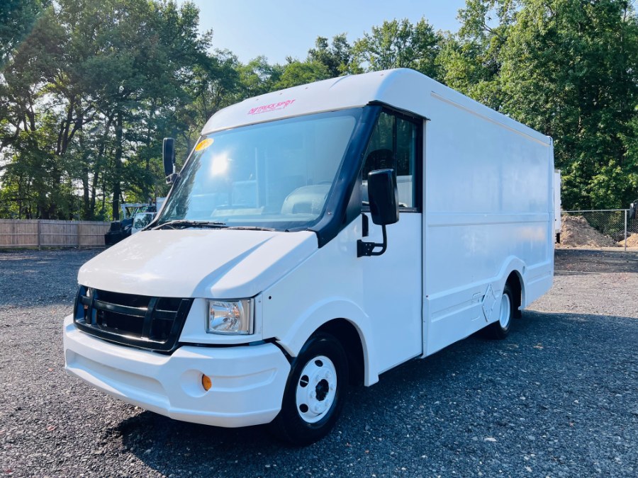 2015 Isuzu REACH 14 FEET DRY VAN + DELIVERY STEP VAN + NO CDL, available for sale in South Amboy, New Jersey | NJ Truck Spot. South Amboy, New Jersey 2015 Isuzu REACH 14 FEET DRY VAN + DELIVERY STEP VAN + NO CDL, available for sale in South Amboy, New Jersey | NJ Truck Spot. South Amboy, New Jersey