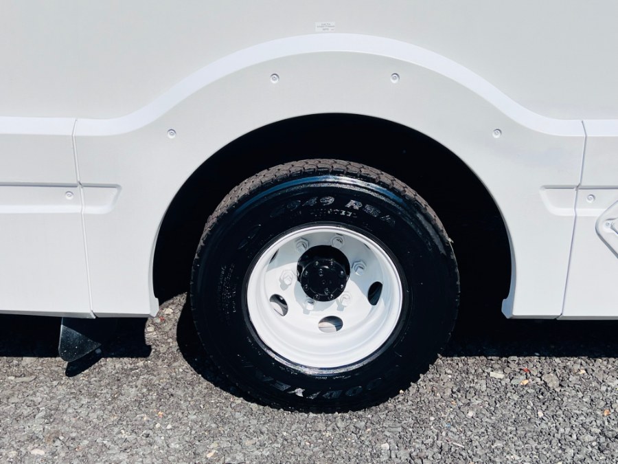 2015 Isuzu REACH 14 FEET DRY VAN + DELIVERY STEP VAN + NO CDL, available for sale in South Amboy, New Jersey | NJ Truck Spot. South Amboy, New Jersey 2015 Isuzu REACH 14 FEET DRY VAN + DELIVERY STEP VAN + NO CDL, available for sale in South Amboy, New Jersey | NJ Truck Spot. South Amboy, New Jersey