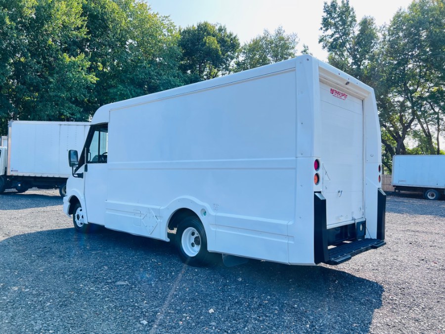 2015 Isuzu REACH 14 FEET DRY VAN + DELIVERY STEP VAN + NO CDL, available for sale in South Amboy, New Jersey | NJ Truck Spot. South Amboy, New Jersey 2015 Isuzu REACH 14 FEET DRY VAN + DELIVERY STEP VAN + NO CDL, available for sale in South Amboy, New Jersey | NJ Truck Spot. South Amboy, New Jersey