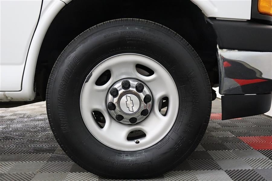 Used Chevrolet Express G3500 LT MULTI PASSENGER 2019 | Fast Track Motors. Paterson, New Jersey Used Chevrolet Express G3500 LT MULTI PASSENGER 2019 | Fast Track Motors. Paterson, New Jersey