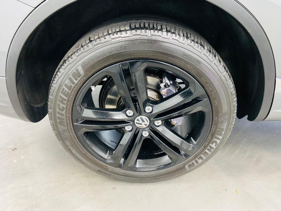 Used Volkswagen Touareg 4dr 3.6L R-Line 2014 | East Coast Auto Group. Linden, New Jersey Used Volkswagen Touareg 4dr 3.6L R-Line 2014 | East Coast Auto Group. Linden, New Jersey