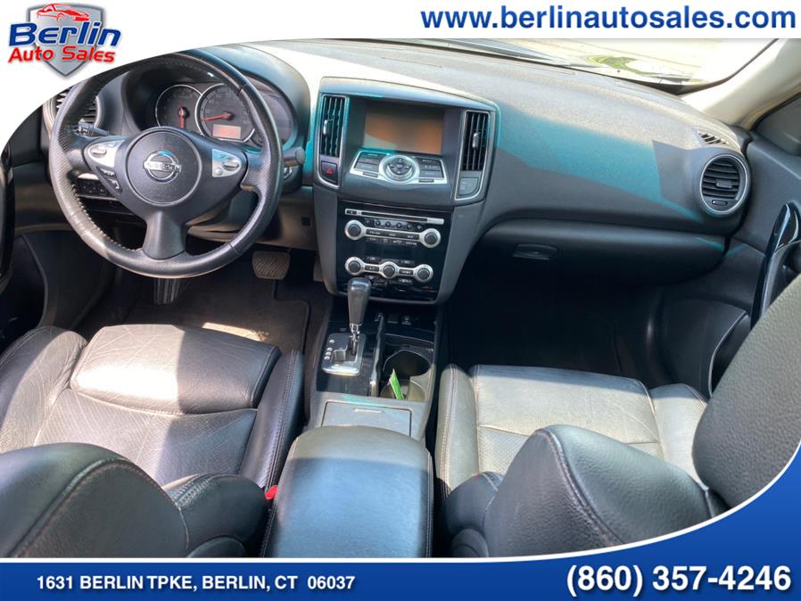 Used Nissan Maxima 4dr Sdn V6 CVT 3.5 SV w/Premium Pkg 2011 | Berlin Auto Sales LLC. Berlin, Connecticut Used Nissan Maxima 4dr Sdn V6 CVT 3.5 SV w/Premium Pkg 2011 | Berlin Auto Sales LLC. Berlin, Connecticut