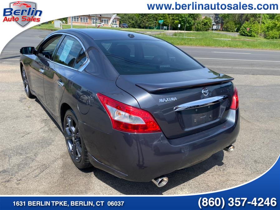 Used Nissan Maxima 4dr Sdn V6 CVT 3.5 SV w/Premium Pkg 2011 | Berlin Auto Sales LLC. Berlin, Connecticut Used Nissan Maxima 4dr Sdn V6 CVT 3.5 SV w/Premium Pkg 2011 | Berlin Auto Sales LLC. Berlin, Connecticut