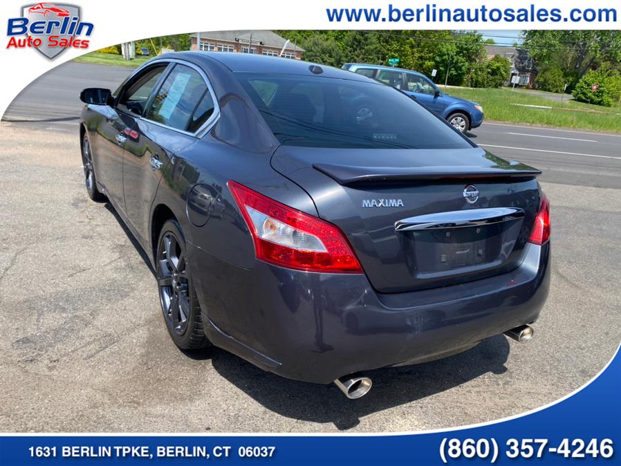 Used Nissan Maxima 4dr Sdn V6 CVT 3.5 SV w/Premium Pkg 2011 | Berlin Auto Sales LLC. Berlin, Connecticut Used Nissan Maxima 4dr Sdn V6 CVT 3.5 SV w/Premium Pkg 2011 | Berlin Auto Sales LLC. Berlin, Connecticut