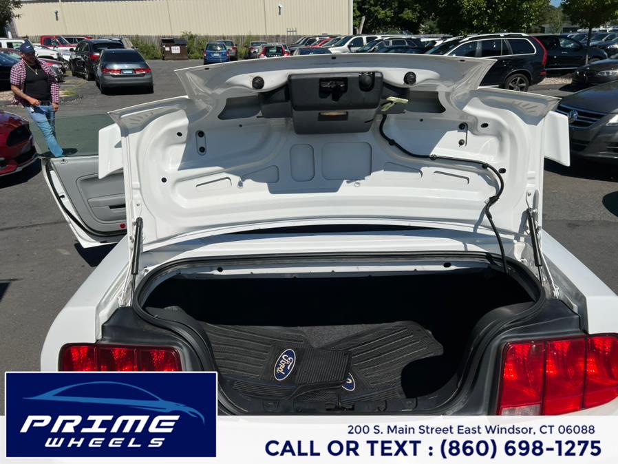 Used Ford Mustang 2dr Conv Standard 2006 | Prime Wheels. East Windsor, Connecticut Used Ford Mustang 2dr Conv Standard 2006 | Prime Wheels. East Windsor, Connecticut