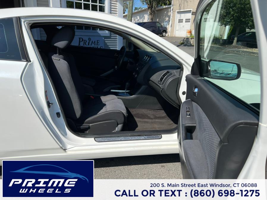 Used Nissan Altima 2dr Cpe I4 CVT 2.5 S 2009 | Prime Wheels. East Windsor, Connecticut Used Nissan Altima 2dr Cpe I4 CVT 2.5 S 2009 | Prime Wheels. East Windsor, Connecticut