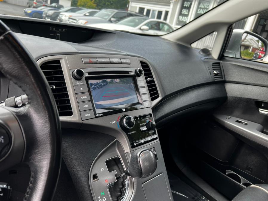 Used Toyota Venza 4dr Wgn V6 AWD Limited (Natl) 2015 | Lava Motors 2 Inc. Canton, Connecticut Used Toyota Venza 4dr Wgn V6 AWD Limited (Natl) 2015 | Lava Motors 2 Inc. Canton, Connecticut