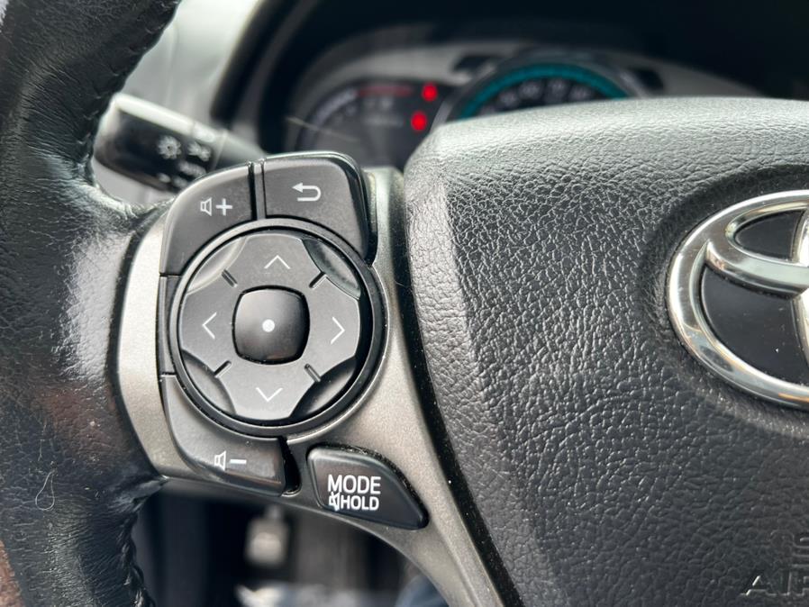 Used Toyota Venza 4dr Wgn V6 AWD Limited (Natl) 2015 | Lava Motors 2 Inc. Canton, Connecticut Used Toyota Venza 4dr Wgn V6 AWD Limited (Natl) 2015 | Lava Motors 2 Inc. Canton, Connecticut