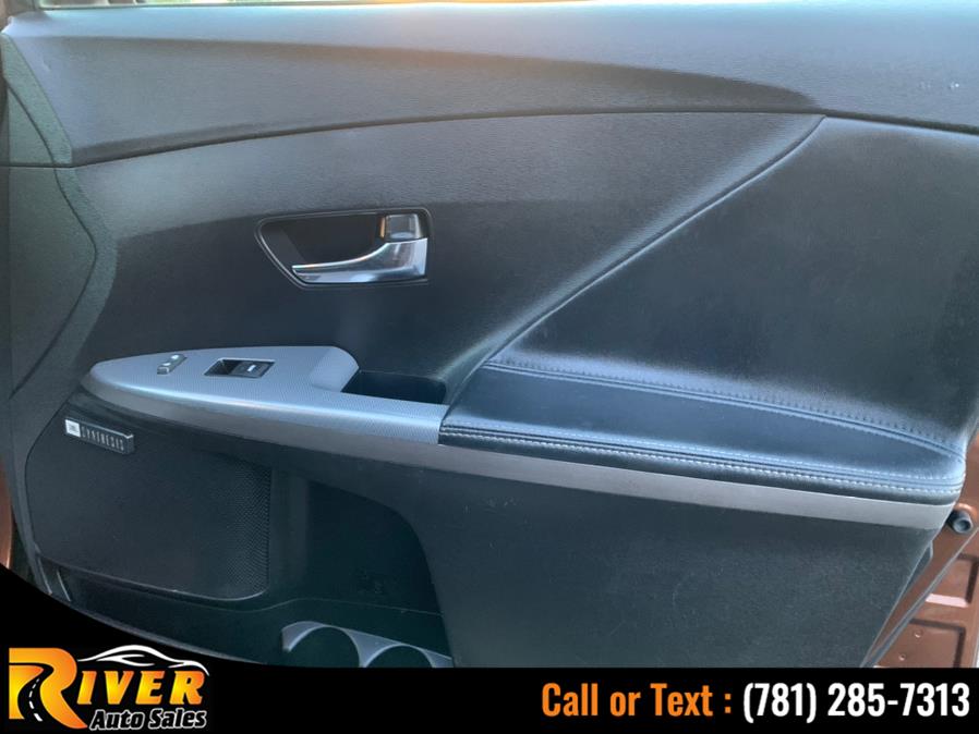 2013 Toyota Venza 4dr Wgn V6 AWD XLE (Natl), available for sale in Malden, Massachusetts | River Auto Sales. Malden, Massachusetts 2013 Toyota Venza 4dr Wgn V6 AWD XLE (Natl), available for sale in Malden, Massachusetts | River Auto Sales. Malden, Massachusetts