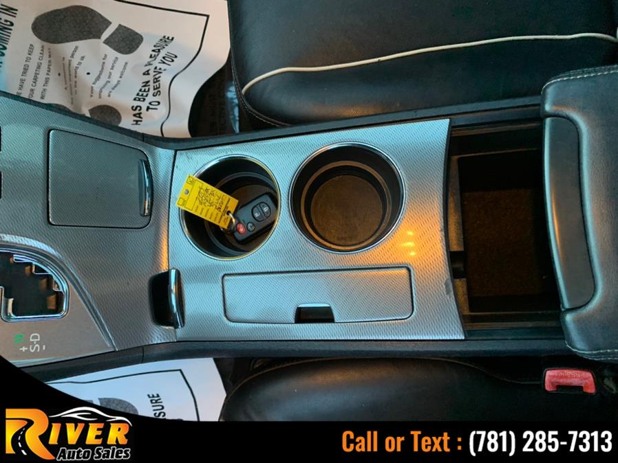 2013 Toyota Venza 4dr Wgn V6 AWD XLE (Natl), available for sale in Malden, Massachusetts | River Auto Sales. Malden, Massachusetts 2013 Toyota Venza 4dr Wgn V6 AWD XLE (Natl), available for sale in Malden, Massachusetts | River Auto Sales. Malden, Massachusetts