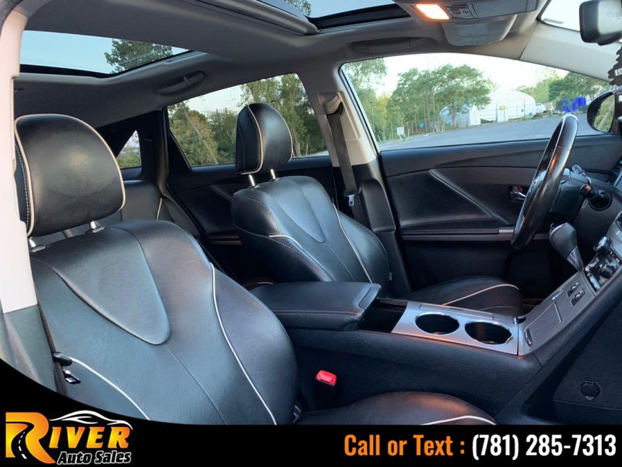 2013 Toyota Venza 4dr Wgn V6 AWD XLE (Natl), available for sale in Malden, Massachusetts | River Auto Sales. Malden, Massachusetts 2013 Toyota Venza 4dr Wgn V6 AWD XLE (Natl), available for sale in Malden, Massachusetts | River Auto Sales. Malden, Massachusetts