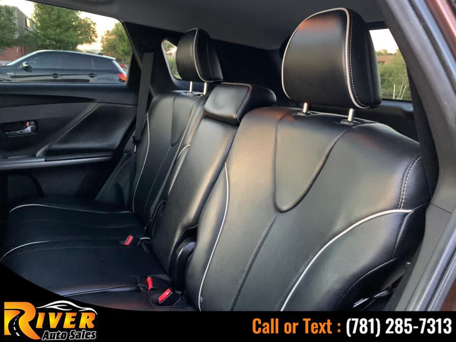 2013 Toyota Venza 4dr Wgn V6 AWD XLE (Natl), available for sale in Malden, Massachusetts | River Auto Sales. Malden, Massachusetts 2013 Toyota Venza 4dr Wgn V6 AWD XLE (Natl), available for sale in Malden, Massachusetts | River Auto Sales. Malden, Massachusetts
