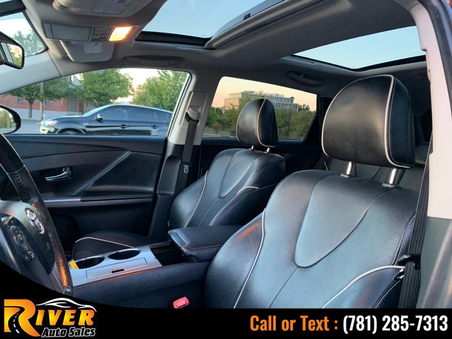 2013 Toyota Venza 4dr Wgn V6 AWD XLE (Natl), available for sale in Malden, Massachusetts | River Auto Sales. Malden, Massachusetts 2013 Toyota Venza 4dr Wgn V6 AWD XLE (Natl), available for sale in Malden, Massachusetts | River Auto Sales. Malden, Massachusetts