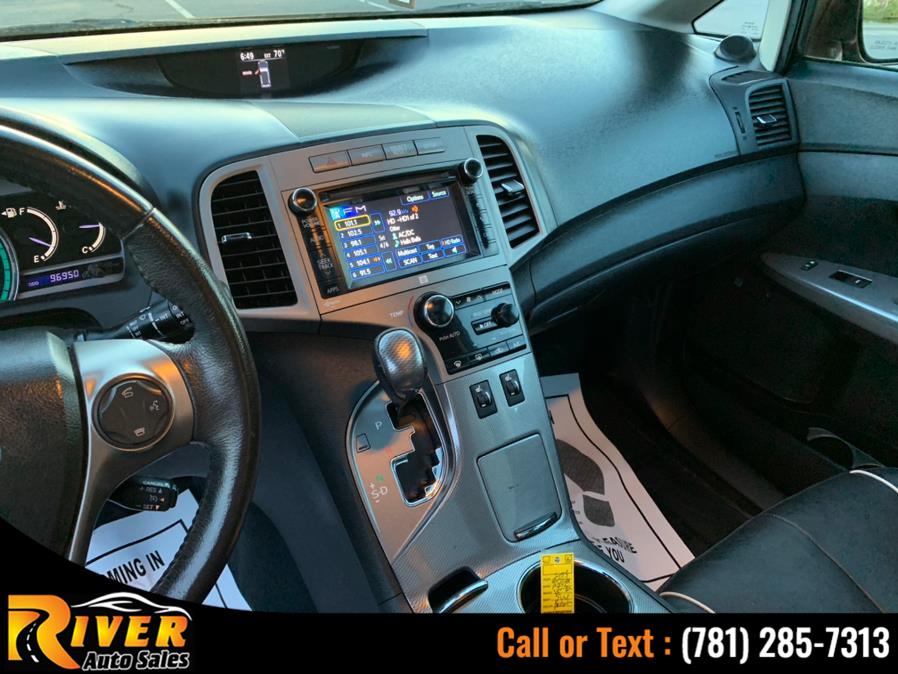 2013 Toyota Venza 4dr Wgn V6 AWD XLE (Natl), available for sale in Malden, Massachusetts | River Auto Sales. Malden, Massachusetts 2013 Toyota Venza 4dr Wgn V6 AWD XLE (Natl), available for sale in Malden, Massachusetts | River Auto Sales. Malden, Massachusetts