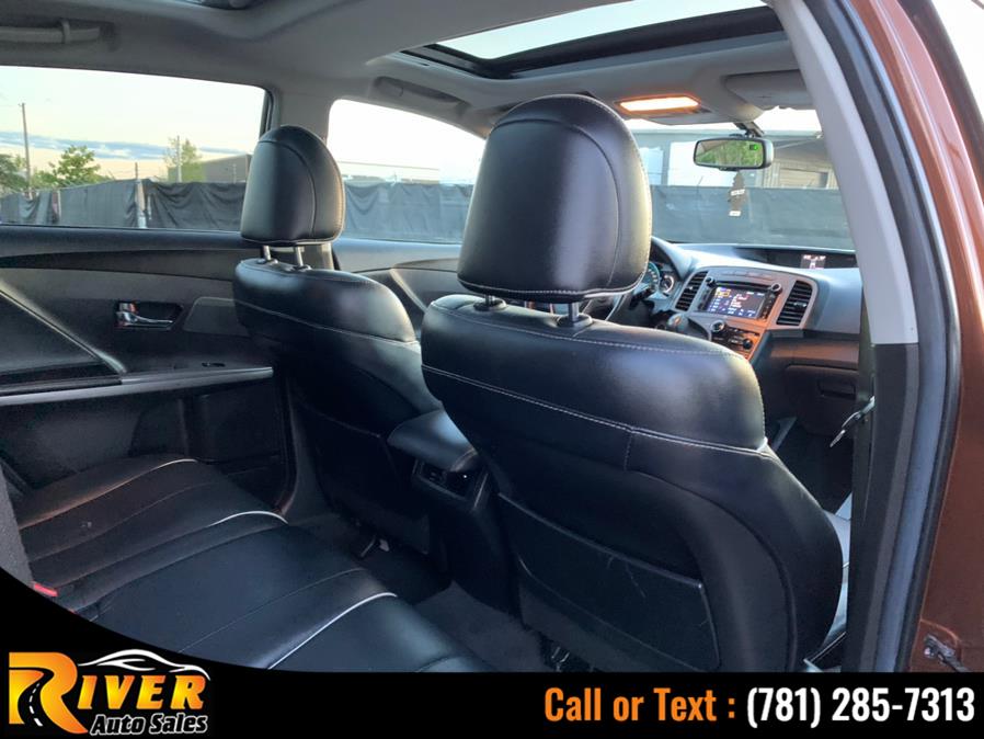2013 Toyota Venza 4dr Wgn V6 AWD XLE (Natl), available for sale in Malden, Massachusetts | River Auto Sales. Malden, Massachusetts 2013 Toyota Venza 4dr Wgn V6 AWD XLE (Natl), available for sale in Malden, Massachusetts | River Auto Sales. Malden, Massachusetts