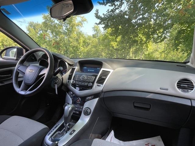 Used Chevrolet Cruze LS 2011 | Blasius Federal Road. Brookfield, Connecticut Used Chevrolet Cruze LS 2011 | Blasius Federal Road. Brookfield, Connecticut
