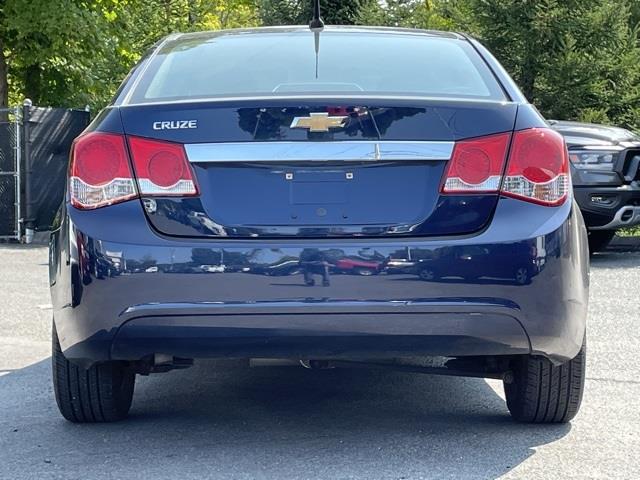 Used Chevrolet Cruze LS 2011 | Blasius Federal Road. Brookfield, Connecticut Used Chevrolet Cruze LS 2011 | Blasius Federal Road. Brookfield, Connecticut