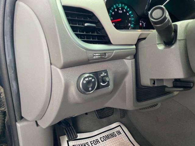 Used Chevrolet Traverse LS 2016 | Queens Auto Mall. Richmond Hill, New York Used Chevrolet Traverse LS 2016 | Queens Auto Mall. Richmond Hill, New York