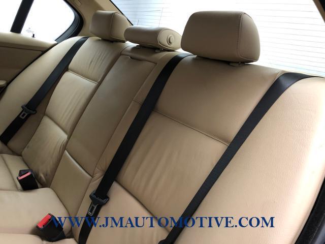 2006 BMW 3 Series 330xi 4dr Sdn AWD, available for sale in Naugatuck, Connecticut | J&M Automotive Sls&Svc LLC. Naugatuck, Connecticut 2006 BMW 3 Series 330xi 4dr Sdn AWD, available for sale in Naugatuck, Connecticut | J&M Automotive Sls&Svc LLC. Naugatuck, Connecticut