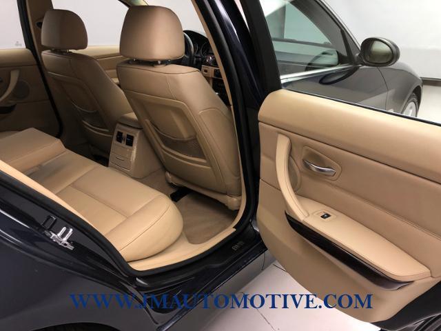 2006 BMW 3 Series 330xi 4dr Sdn AWD, available for sale in Naugatuck, Connecticut | J&M Automotive Sls&Svc LLC. Naugatuck, Connecticut 2006 BMW 3 Series 330xi 4dr Sdn AWD, available for sale in Naugatuck, Connecticut | J&M Automotive Sls&Svc LLC. Naugatuck, Connecticut