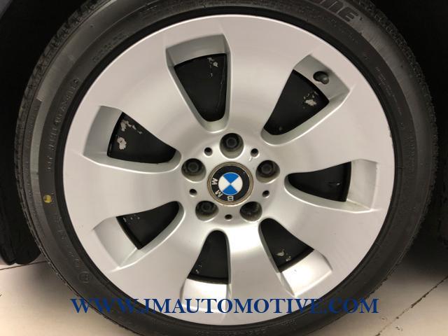 2006 BMW 3 Series 330xi 4dr Sdn AWD, available for sale in Naugatuck, Connecticut | J&M Automotive Sls&Svc LLC. Naugatuck, Connecticut 2006 BMW 3 Series 330xi 4dr Sdn AWD, available for sale in Naugatuck, Connecticut | J&M Automotive Sls&Svc LLC. Naugatuck, Connecticut