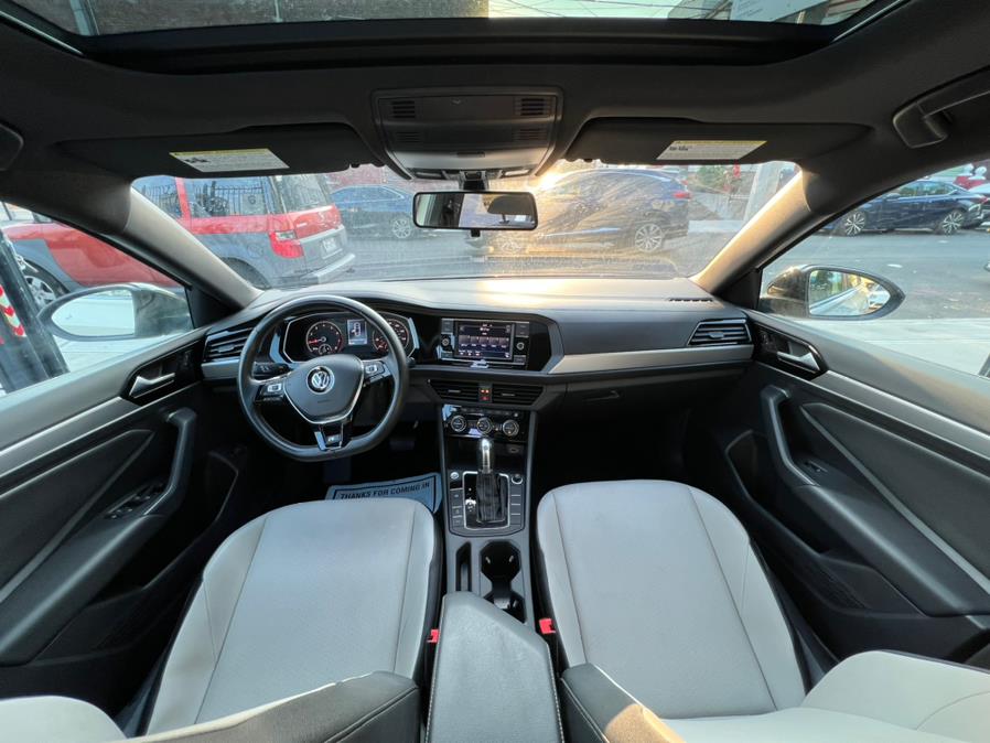 Used Volkswagen Jetta R-Line Auto w/ULEV 2019 | Sunrise Autoland. Jamaica, New York Used Volkswagen Jetta R-Line Auto w/ULEV 2019 | Sunrise Autoland. Jamaica, New York