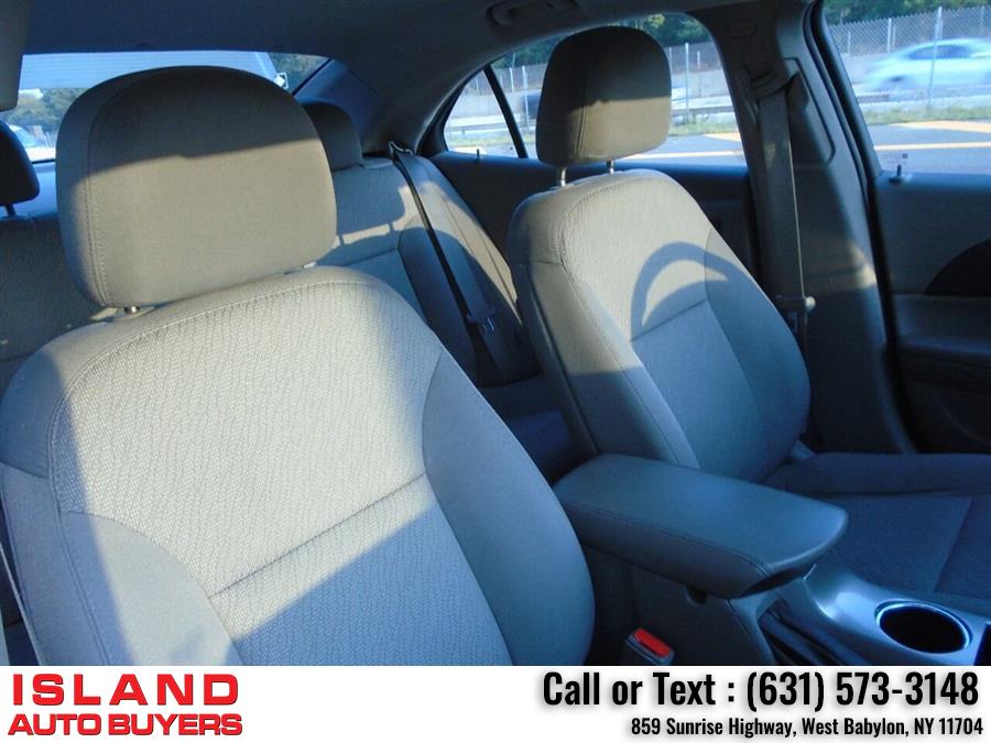 2014 Chevrolet Malibu LS 4dr Sedan, available for sale in West Babylon, New York | Island Auto Buyers. West Babylon, New York 2014 Chevrolet Malibu LS 4dr Sedan, available for sale in West Babylon, New York | Island Auto Buyers. West Babylon, New York