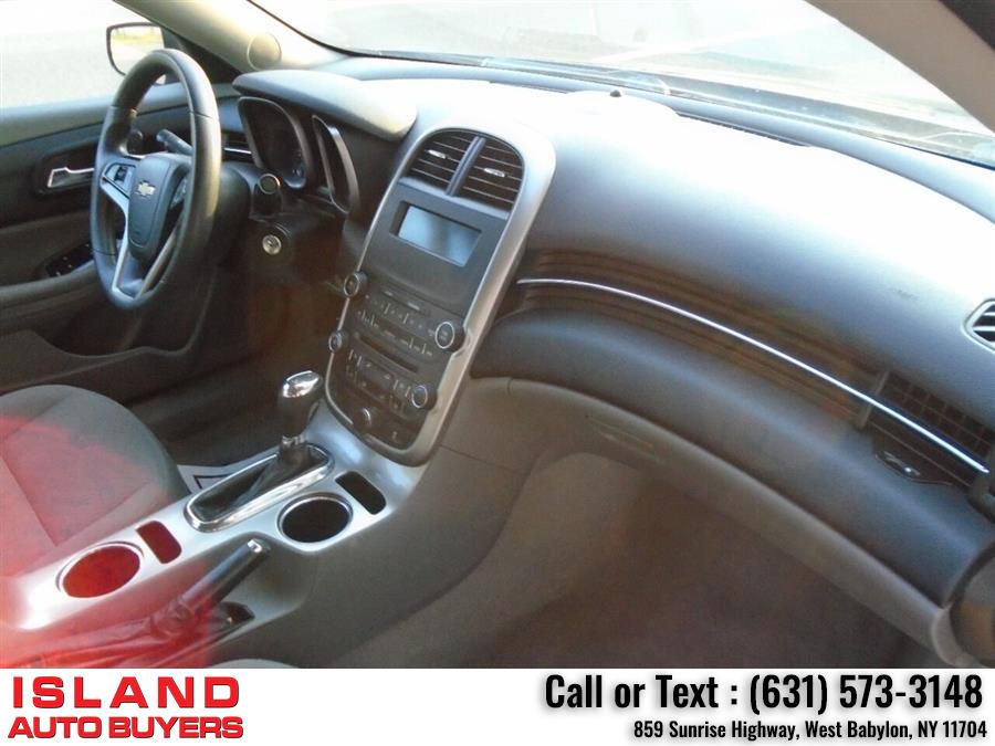 2014 Chevrolet Malibu LS 4dr Sedan, available for sale in West Babylon, New York | Island Auto Buyers. West Babylon, New York 2014 Chevrolet Malibu LS 4dr Sedan, available for sale in West Babylon, New York | Island Auto Buyers. West Babylon, New York