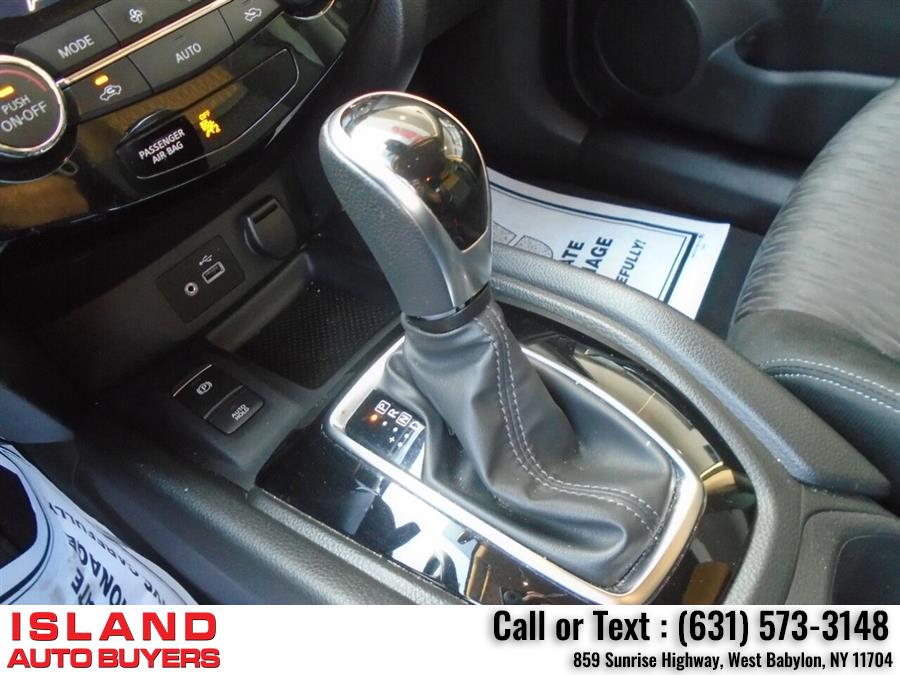 Used Nissan Rogue SV AWD 4dr Crossover 2019 | Island Auto Buyers. West Babylon, New York Used Nissan Rogue SV AWD 4dr Crossover 2019 | Island Auto Buyers. West Babylon, New York